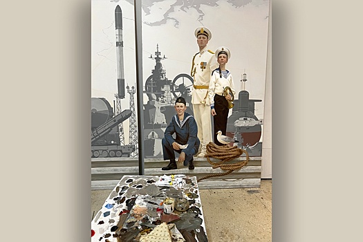 150 художников-грековцев написали военную историю страны