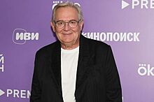 Стоянов рассказал, что ему было неловко играть женщин в шоу «Городок»