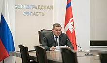 Губернатор Волгоградской области прошел вторую ревакцинацию против коронавируса