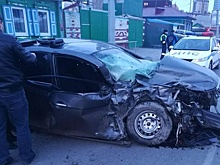 В Тюмени виновника ДТП от удара выбросило из машины