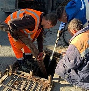 В Анапе выполнена прочистка ливнёвок