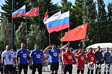 В Омске русские силачи победили команду богатырей Китая