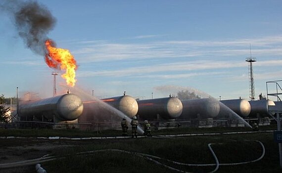 В "Газпроме" рассказали, из-за чего произошел взрыв в газохранилище в Казани