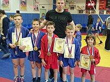 Рукопашный бой изучают спортсмены из Богородского