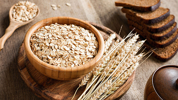 Учёные объяснили, чем овсянка лучше хлеба