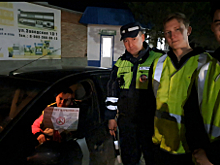 В Оренбургской области в рамках Всероссийской операции «Чистое поколение -2025» полицейские и студенты совместно с Общественным советом провели акцию «Мы против наркотиков»