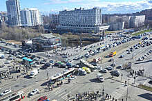 Трамвай сбил троих пешеходов в Петербурге из-за отказавших тормозов