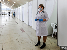 Тюменские власти пытаются найти сотни новых медиков