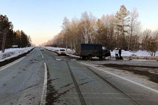 Под Самарой пострадали водитель и пассажирка «Лады» протараненной ГАЗ 27705