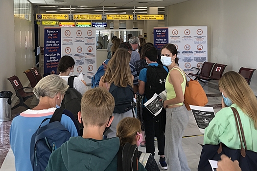 Греция снова ужесточила правила въезда в страну для пассажиров международных рейсов