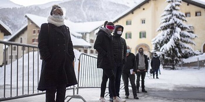 В Швейцарии врачи призывают власти ввести жесткий карантин по всей стране