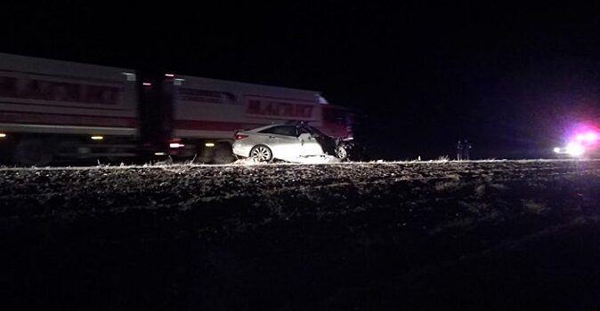 Врезался в барана и грузовик: под Волгоградом нелепо погиб водитель иномарки