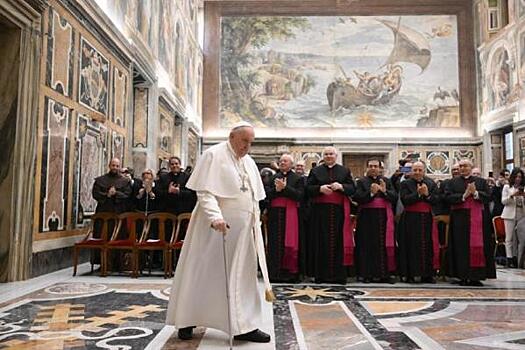 Папа римский назвал неожиданное условие для поездки в Киев