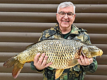 Омбудсмен Сапко похвастался гигантской рыбой