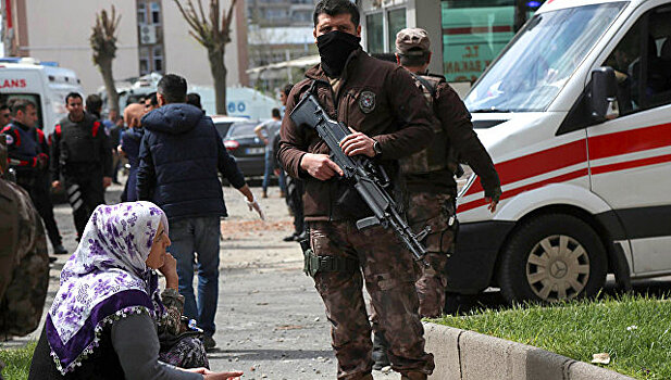 Члены РПК взорвали самодельную бомбу в Турции