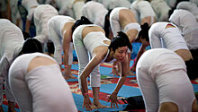 Шесть университетов в Индии откроют кафедры йоги