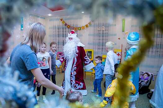 Праздничные представления для детей с онкологическими заболеваниями в Томске