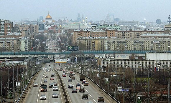 Комсомольский проспект в Москве: дома, где жили гренадеры, писатели, звезды советского экрана и создатель «МММ»