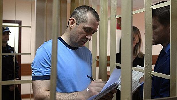 Бывшего адвоката Захарченко отправили в карцер