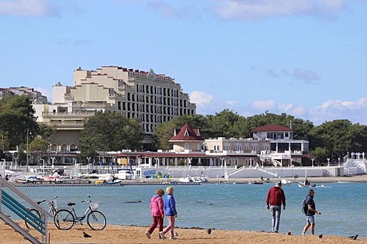 Сезон продолжается: Геленджик ждет гостей