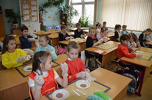 "Веселый зоопарк" появился в гимназии "Богородская"