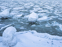 Под Ростовом два ребенка провалились под лед и утонули