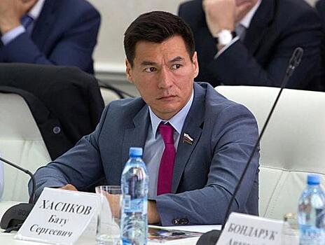 «Подвиг совершить не получится». В Калмыкии разочаровались в Бату Хасикове