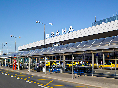 Россиянина задержали в аэропорту Праги