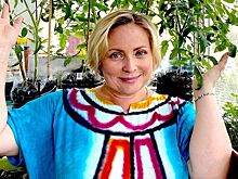 Светлана Пермякова прогулялась с дочерью по центру Москвы