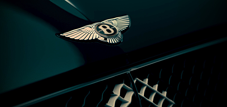 Bentley представит в Женеве специальную юбилейную модель