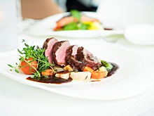 Эксперт рассказал, сколько антибиотиков человек употребляет с пищей