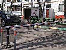 Минстрою указали на риски сокращения парковок у жилых домов