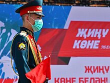 Во Владикавказе установили мемориальную доску летчику Алибеку Слонову