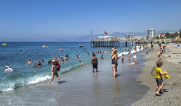 Путевки в Турцию стали стоить в два раза дешевле