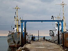Экипаж "Норда" устал ожидать возможности вернуться в море
