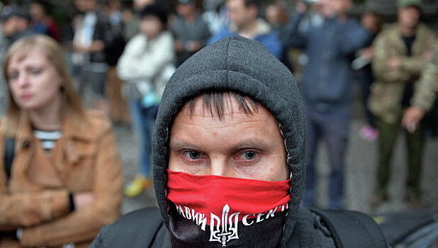 «Правый сектор» устроил поножовщину на курорте в Закарпатье