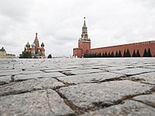 Россиянин пытался прибить свои гениталии к брусчатке на Красной площади