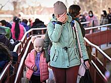 «Мы больше не можем их принимать» Страны ЕС отменяют льготы для украинских беженцев. Почему терпение европейцев лопнуло?