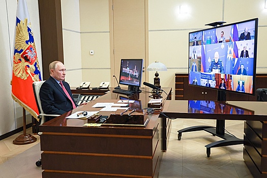 Владимир Путин провел совещание с членами правительства