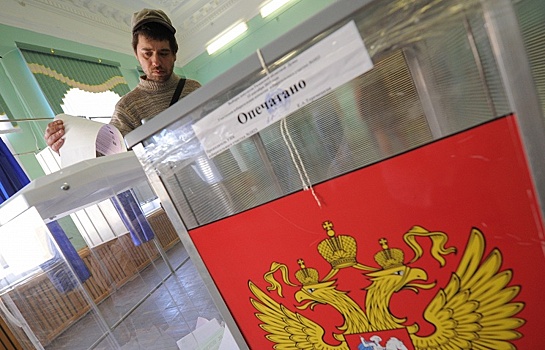 Партии завершают выдвижение кандидатов на выборы в Госдуму