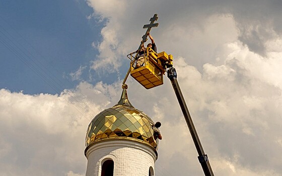 В Рязани освятили колокола и крест строящегося храма Сергия Радонежского