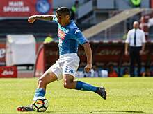 «Эвертон» может продать Аллана