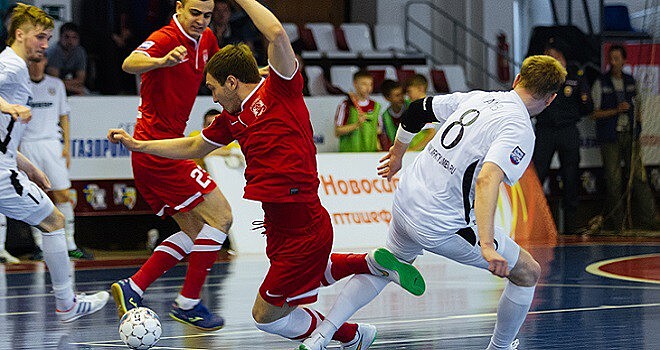 «Сибиряк» победил «Тюмень» и поднялся на второе место в ЧР по мини-футболу