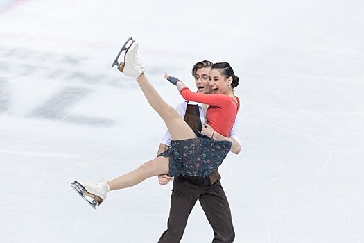 Шанаева и Нарижный одержали победу в первенстве России в танцах на льду