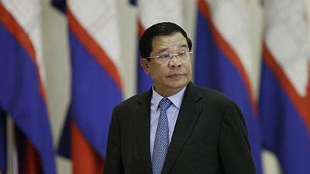 Премьер-министр Камбоджи первым в стране испытает на себе китайскую вакцину