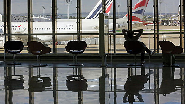 Аэропорт Брисбен эвакуировали из-за угрозы взрыва