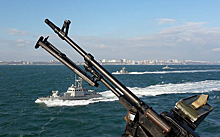 Украинским кораблям разрешили стрелять на поражение