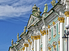 В Эрмитаже задержали посетителя за повреждение статуи императрицы