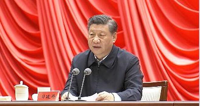 Си Цзиньпин призвал молодых продолжить славные традиции КПК