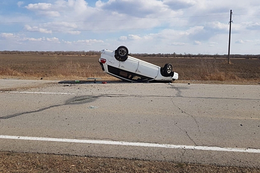 Автомобиль опрокинулся на крышу в результате ДТП в ЕАО